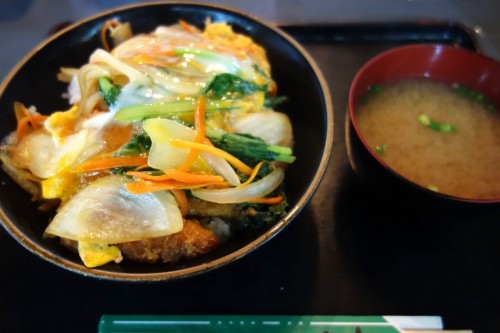 ハイウェイ食堂 カツ丼