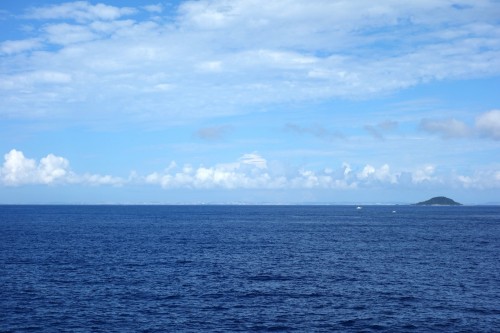 那覇が見えてきました。