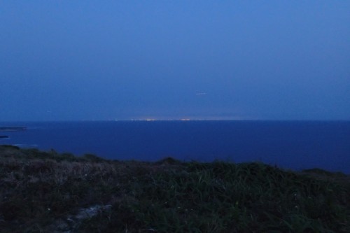 筆が崎から見える那覇と読谷の灯