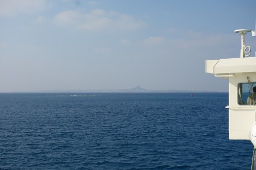 伊江島タッチューが見えてきた。