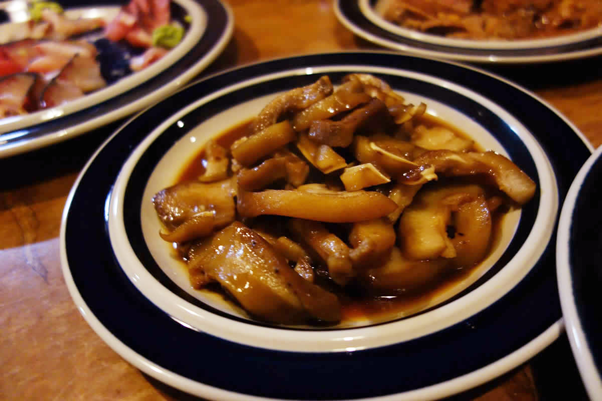 チラガー 乾杯おじさん