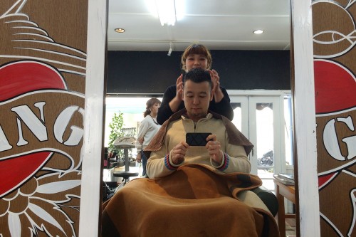 ヘアサロンのマッサージ