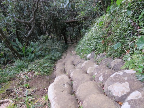 いきはよいよいかえりは…