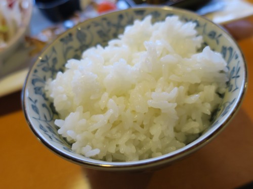 つややかごはん