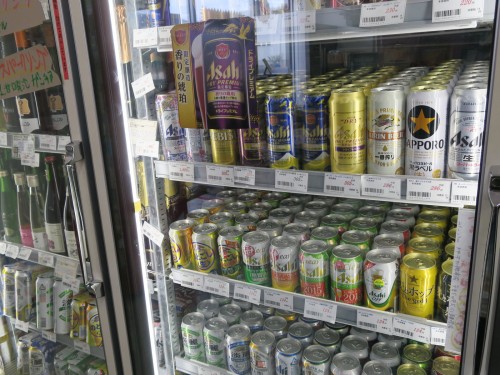 八丈島の酒屋さんでビール