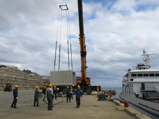 資材を下ろす 4