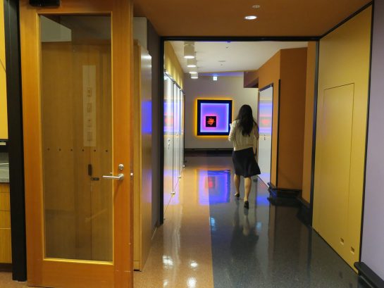 バーみたいなサイン