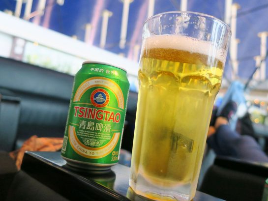 上海のラウンジで