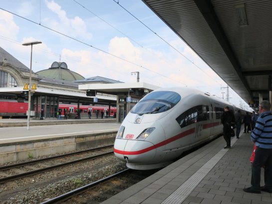 ICEでフランクフルトへ！