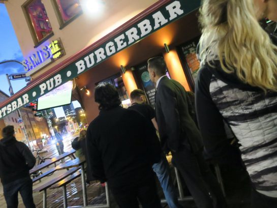 チャンピオンズリーグを見る