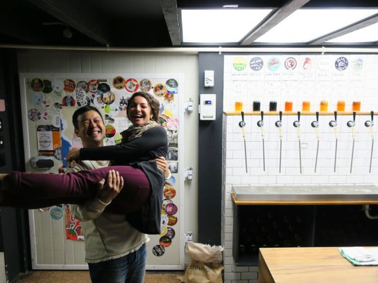 カレンさんをお姫様抱っこ