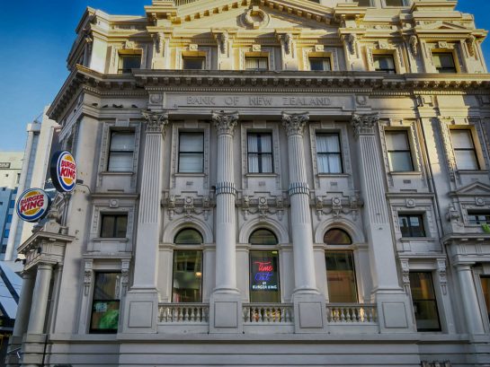 ウェリントン バンク&バーガー