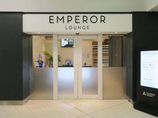 エンペラーラウンジ