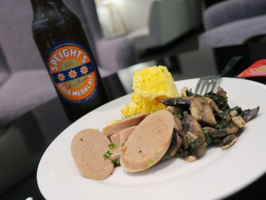 エンペラーラウンジ フード