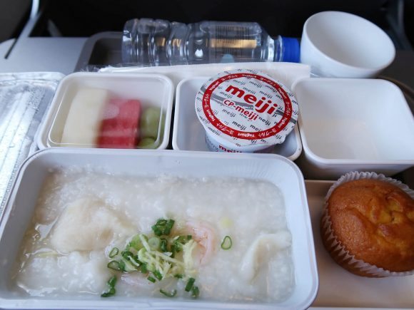 機内食のおかゆ