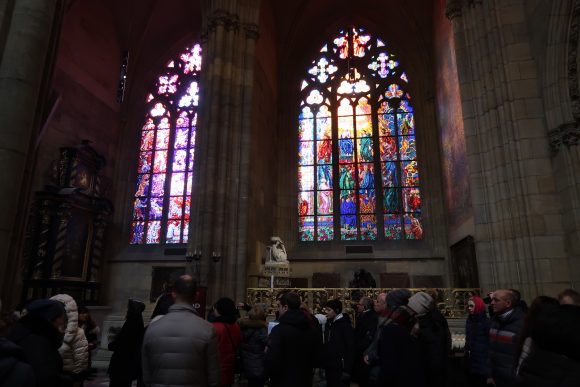 たくさんのステンドグラス