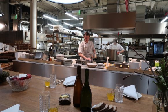 オープンキッチン