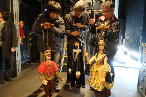 マリオネットを操る？