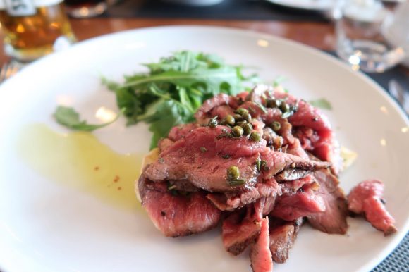 ビーフステーキ