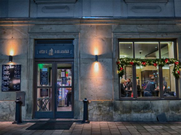 Výčep Na stojáka（ヴィチェップ ナ ストヤーカ）