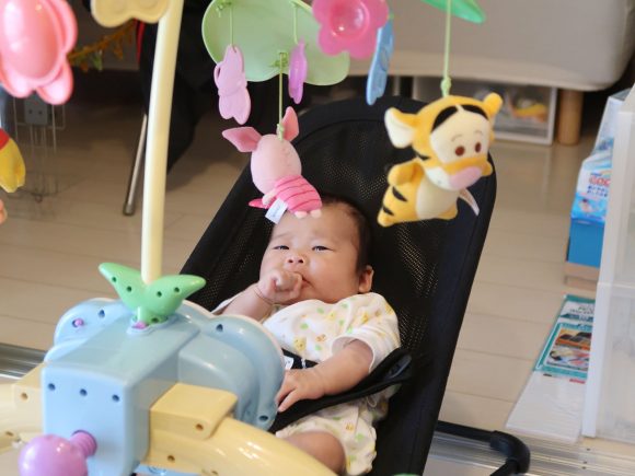 バウンサーでも遊べます