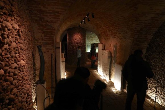 聖ヤコブ教会の納骨堂内部