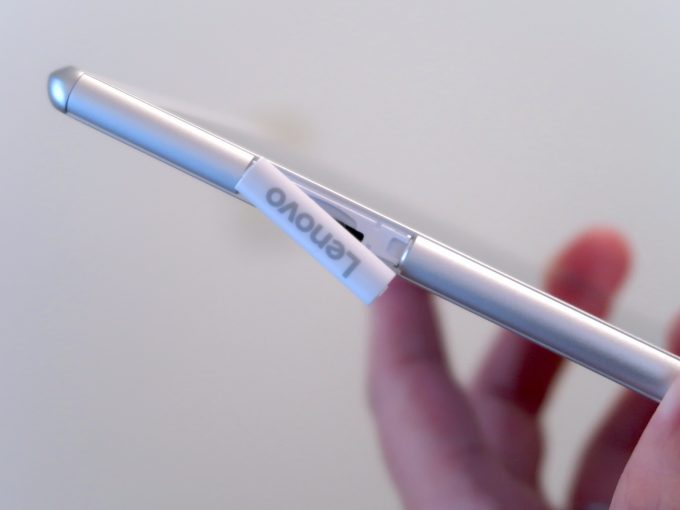 サイドにカードスロット