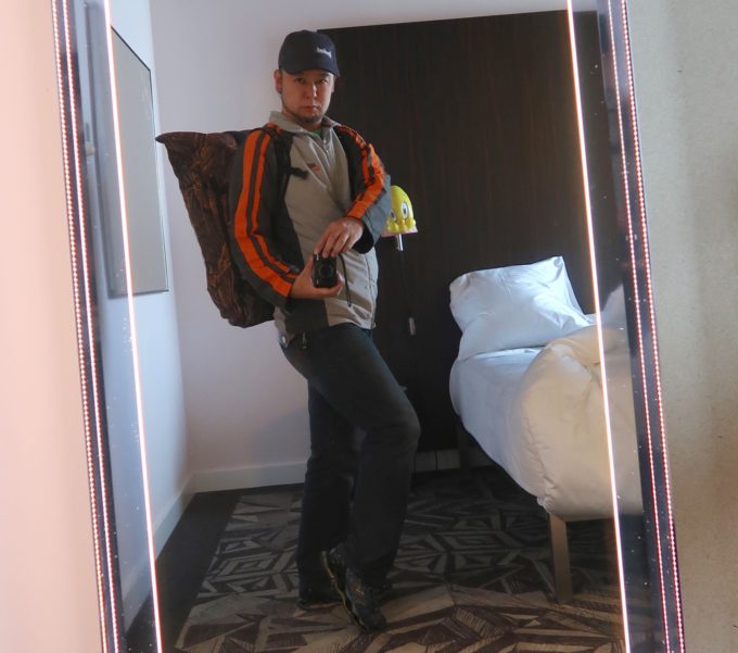 アイムバックパッカー