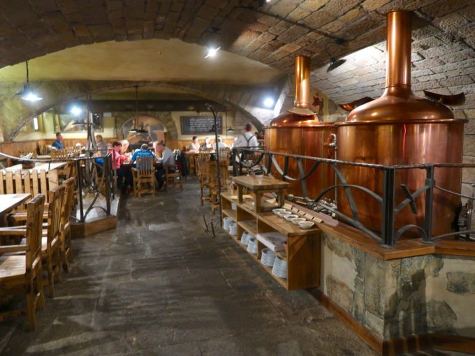 カレルIV ビアレストラン