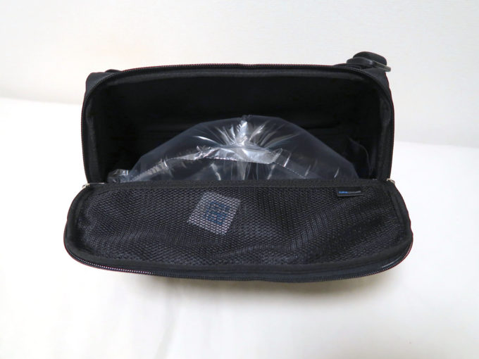 ひらくPCバッグをひらく