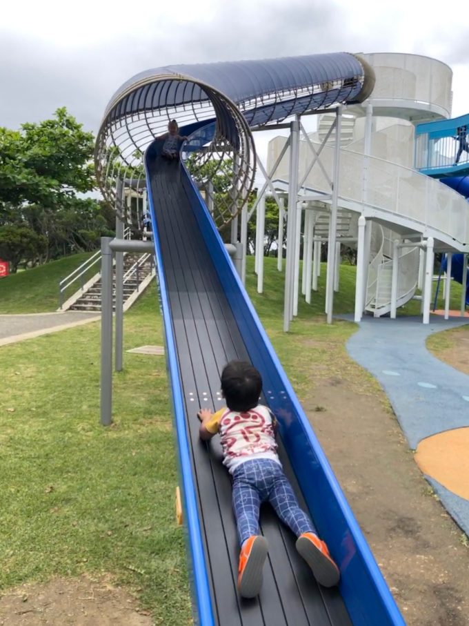 つるつる滑り台