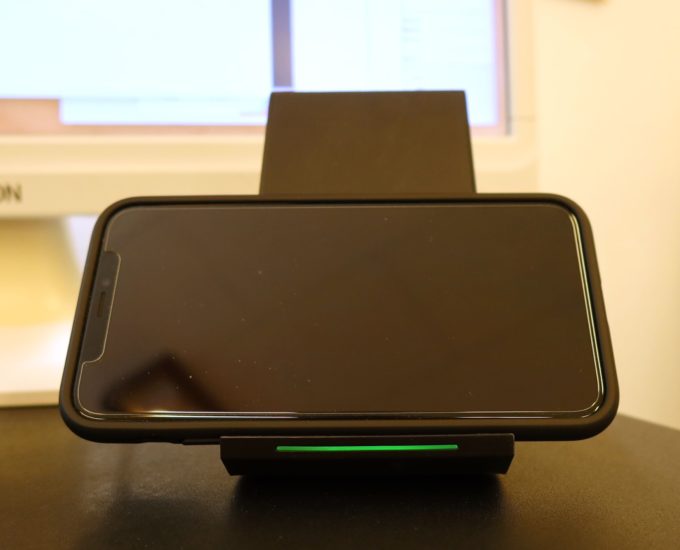 Qiの縦充電ができません。