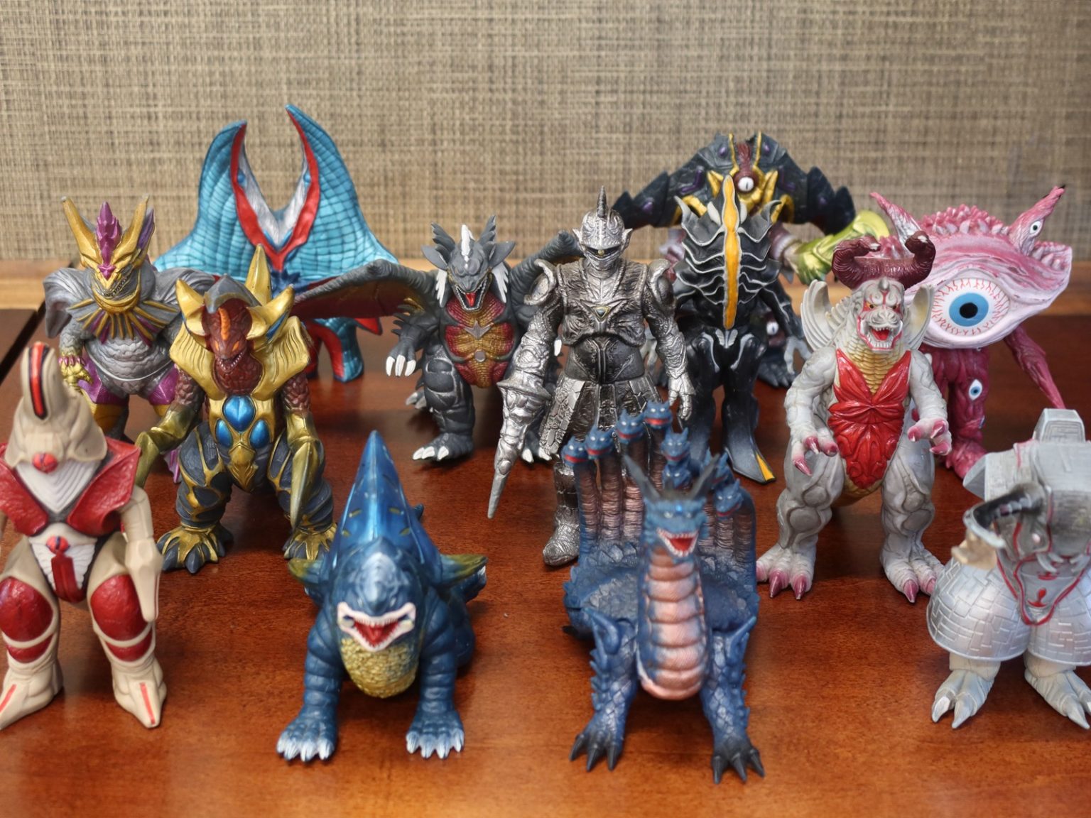 怪獣郷 クレイジーゴン ソフビ やまなや ウルトラマン セブン