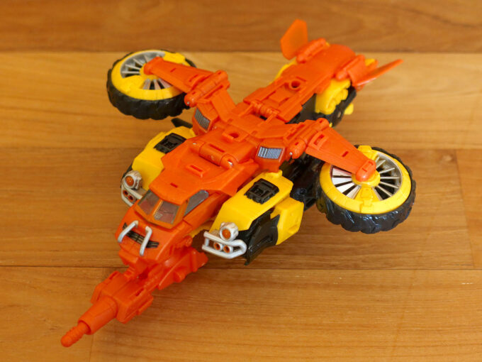 ジェネレーションズ TG-29 サンドストーム 10,000円（5,720円／2013年10月）