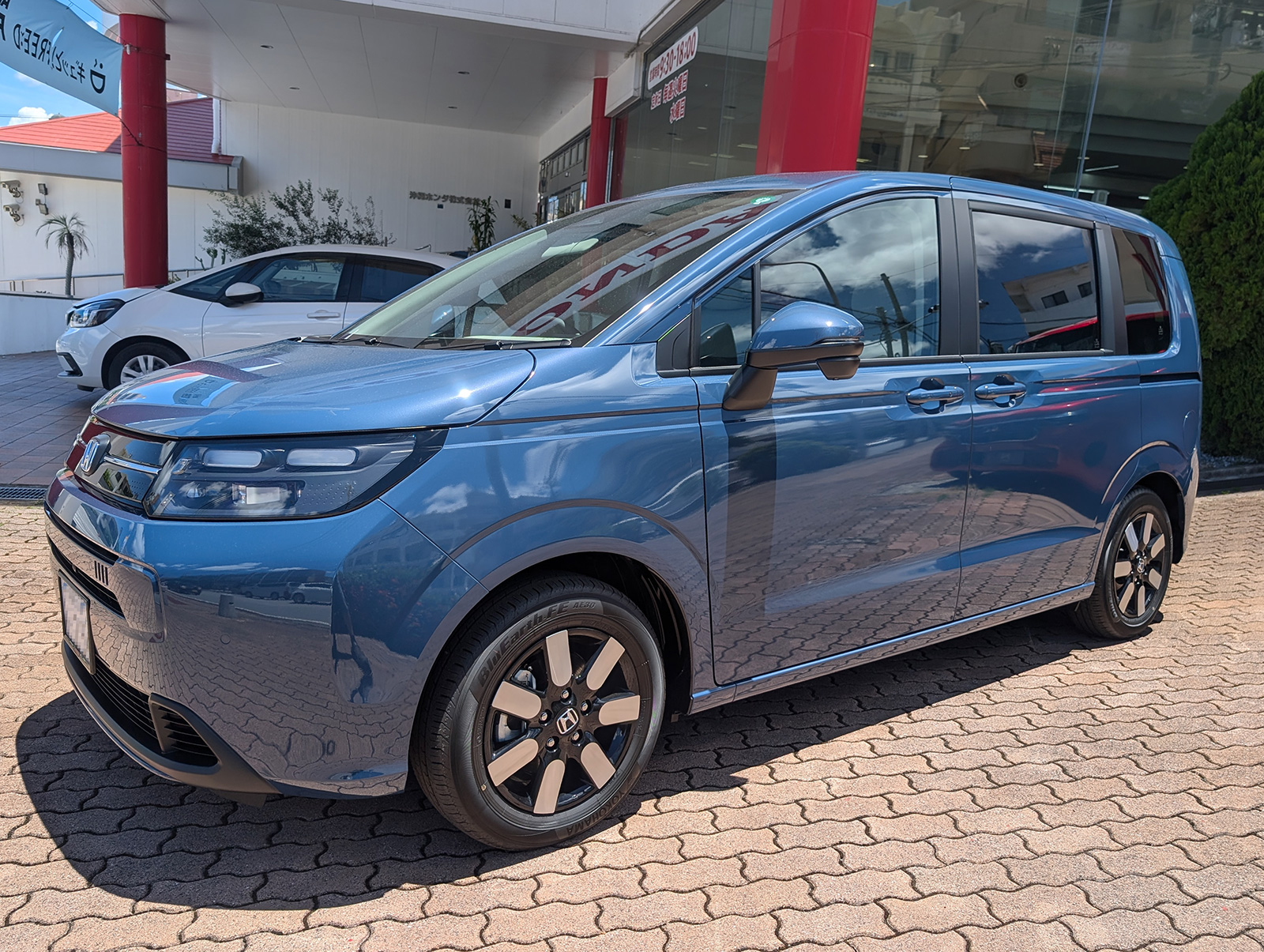 フルモデルチェンジした新型フリードを購入！ 2代目から3代目に