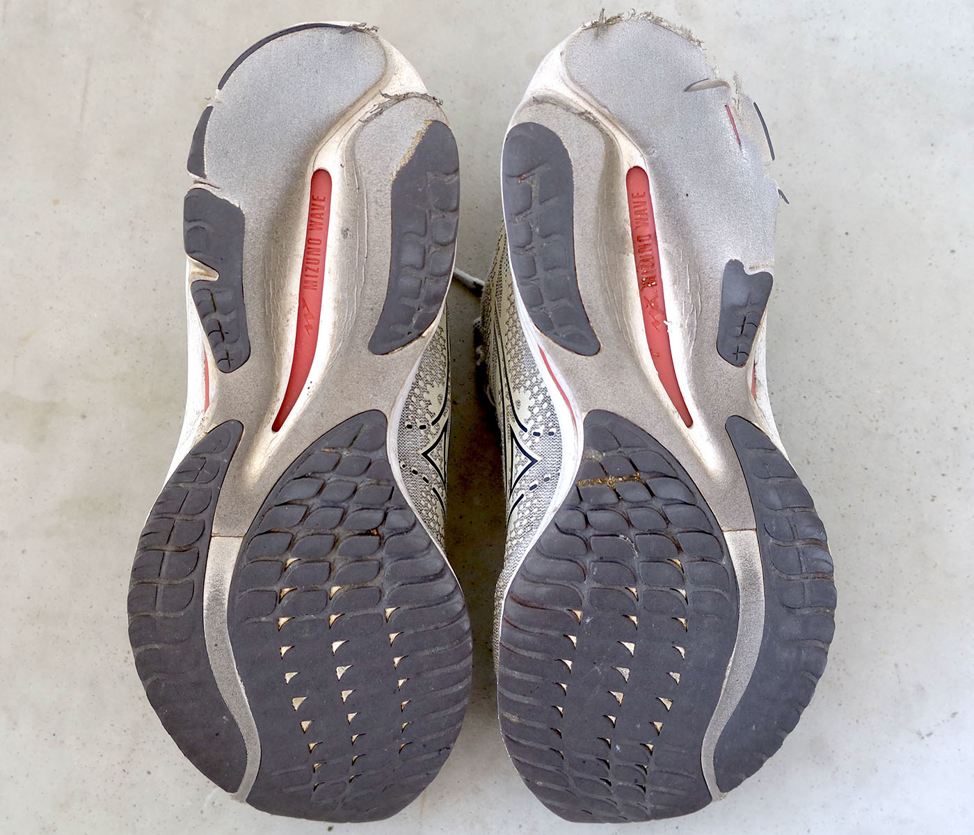 ウエーブライダー 27 930km 走破