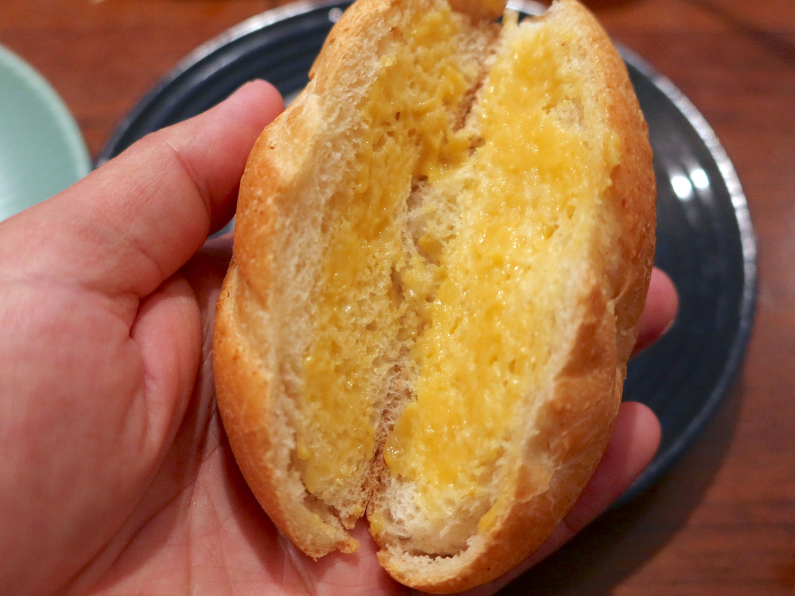 シークヮーサーバターを塗って