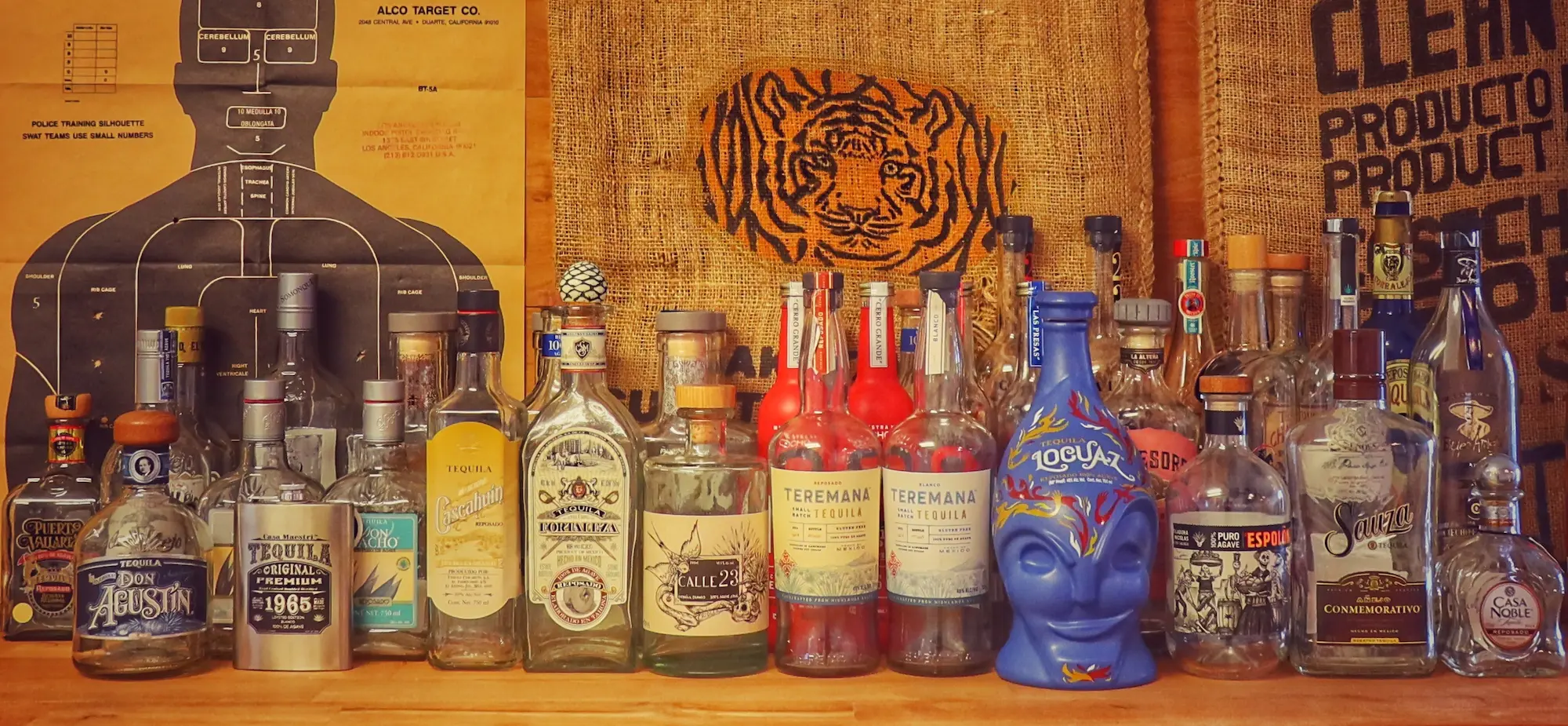 テキーラのボトル